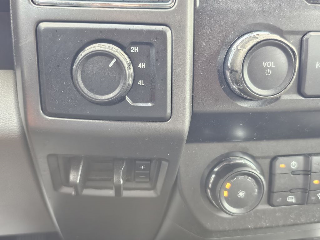 Ford F-250 SD XLT SuperCab Long Bed 4WD 2019