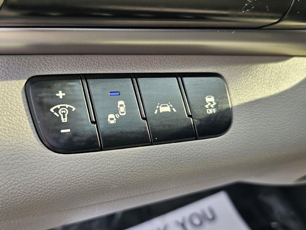 Hyundai Elantra Limited 2019