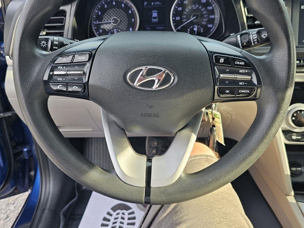 Hyundai Elantra Limited 2019