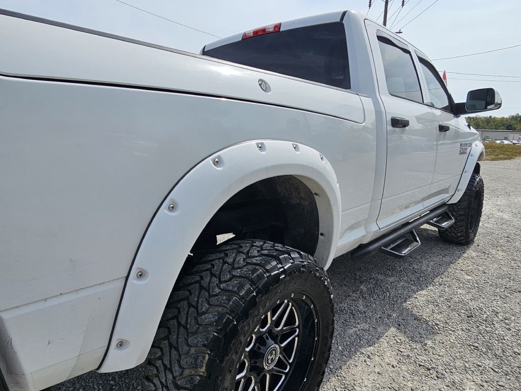 RAM 2500 Tradesman Crew Cab SWB 4WD 2016