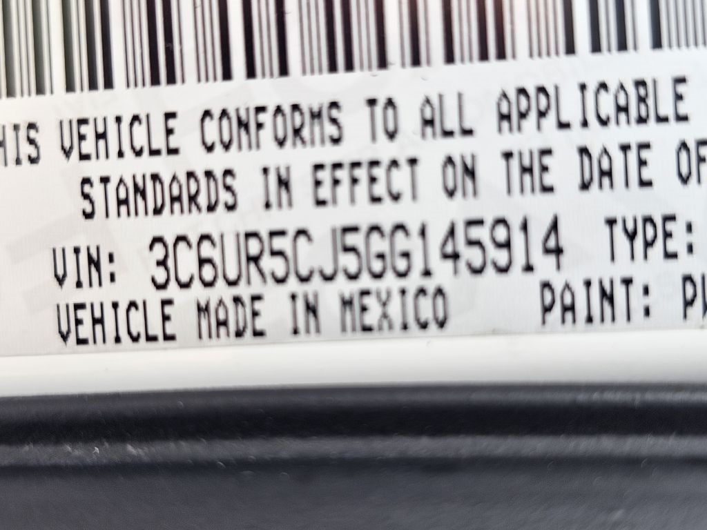 RAM 2500 Tradesman Crew Cab SWB 4WD 2016