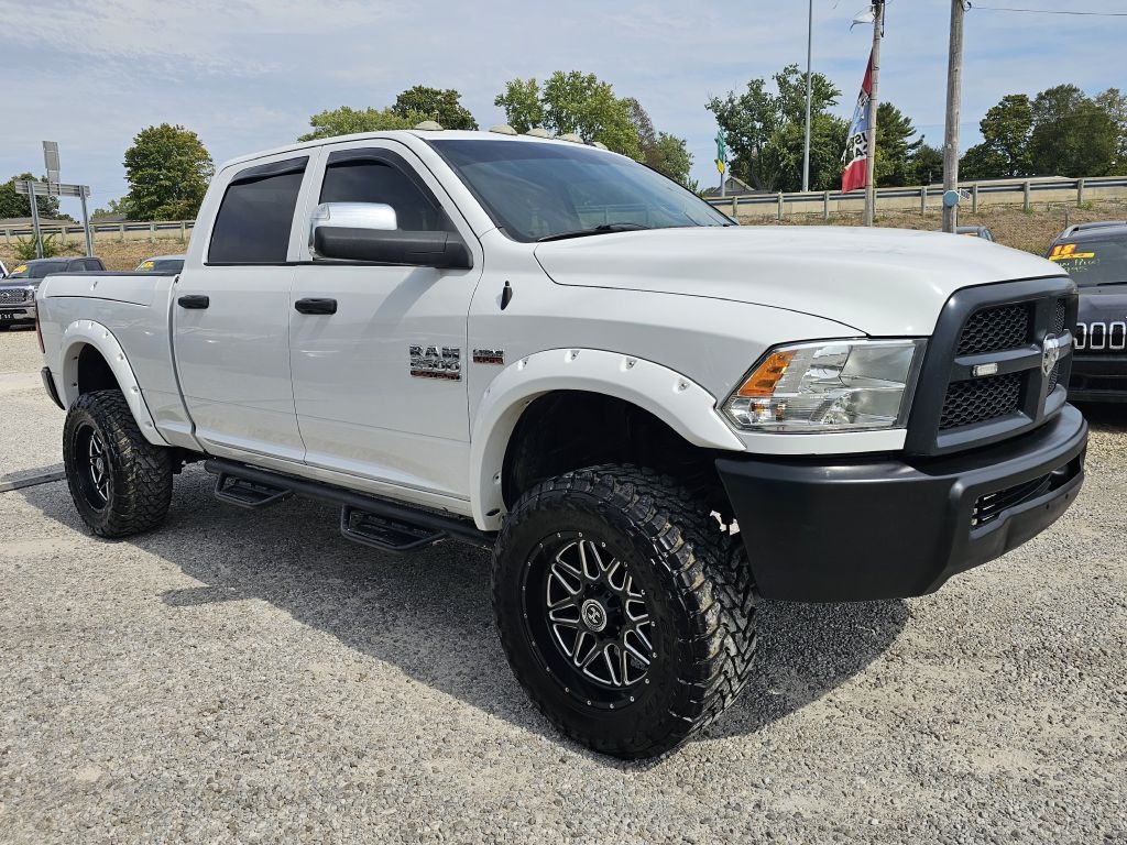 RAM 2500 Tradesman Crew Cab SWB 4WD 2016