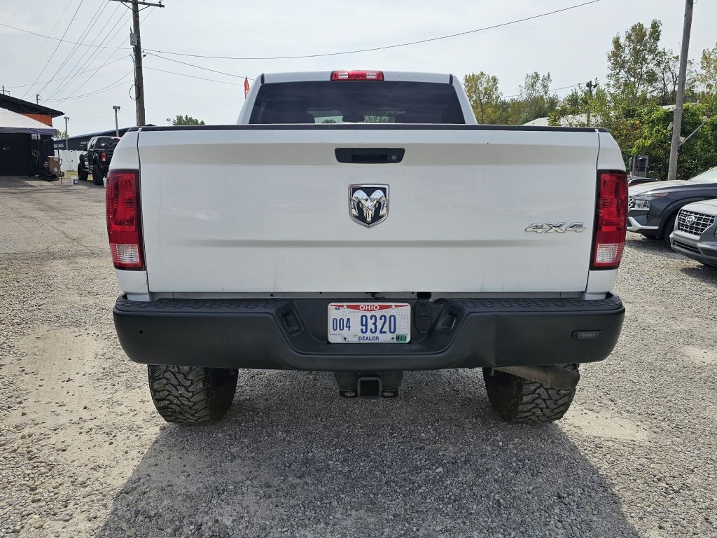 RAM 2500 Tradesman Crew Cab SWB 4WD 2016