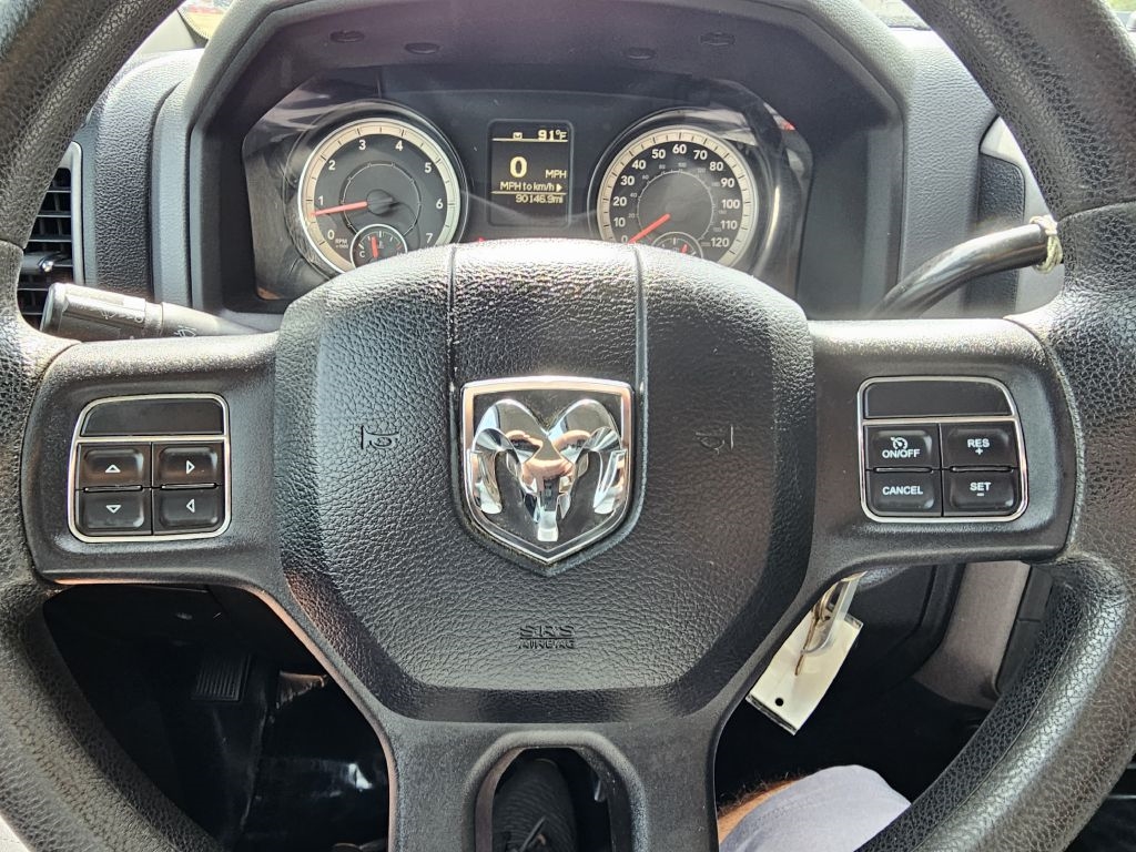 RAM 2500 Tradesman Crew Cab SWB 4WD 2016