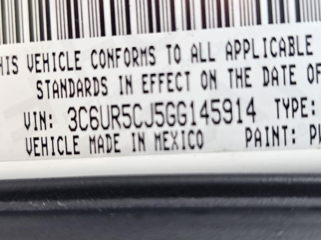 RAM 2500 Tradesman Crew Cab SWB 4WD 2016