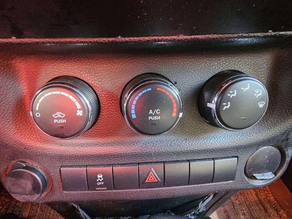 Jeep Wrangler Sport 4WD 2011 Jeep Wrangler Sport 4WD 2011