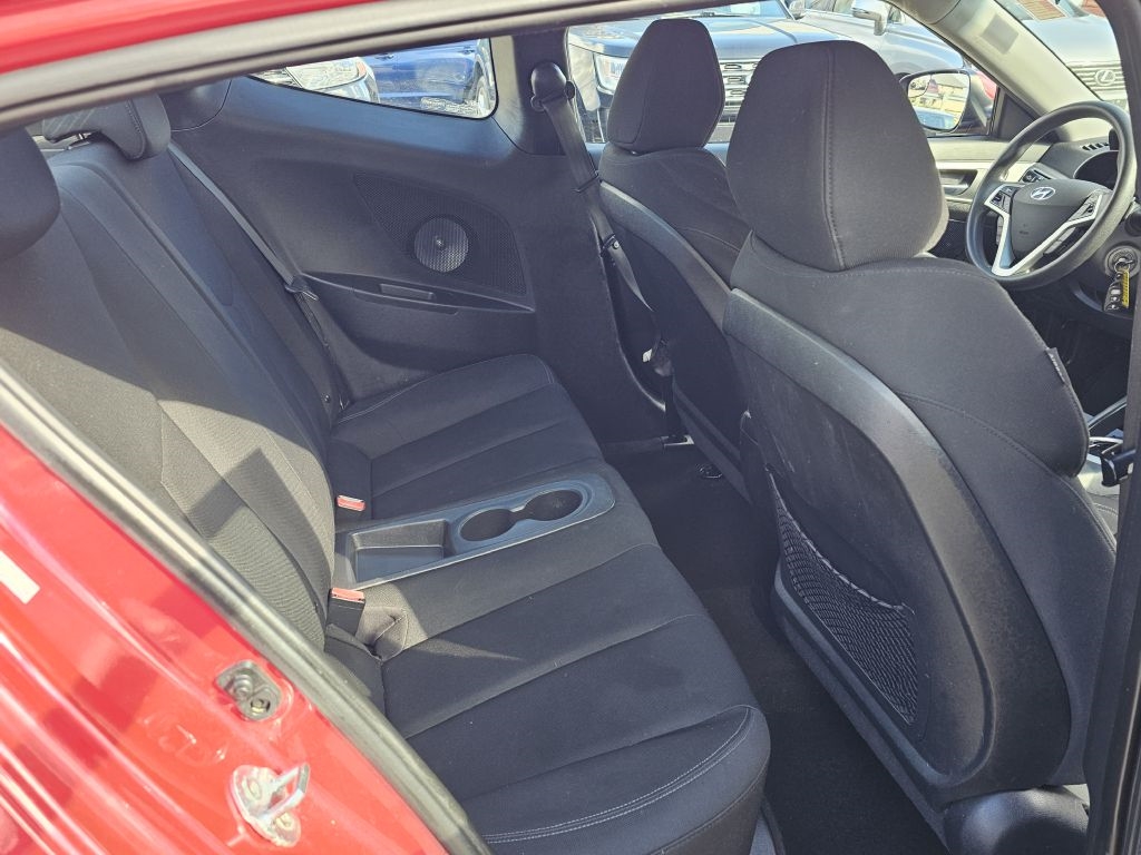 Hyundai Veloster 3dr Cpe Auto 2016 Hyundai Veloster 3dr Cpe Auto 2016
