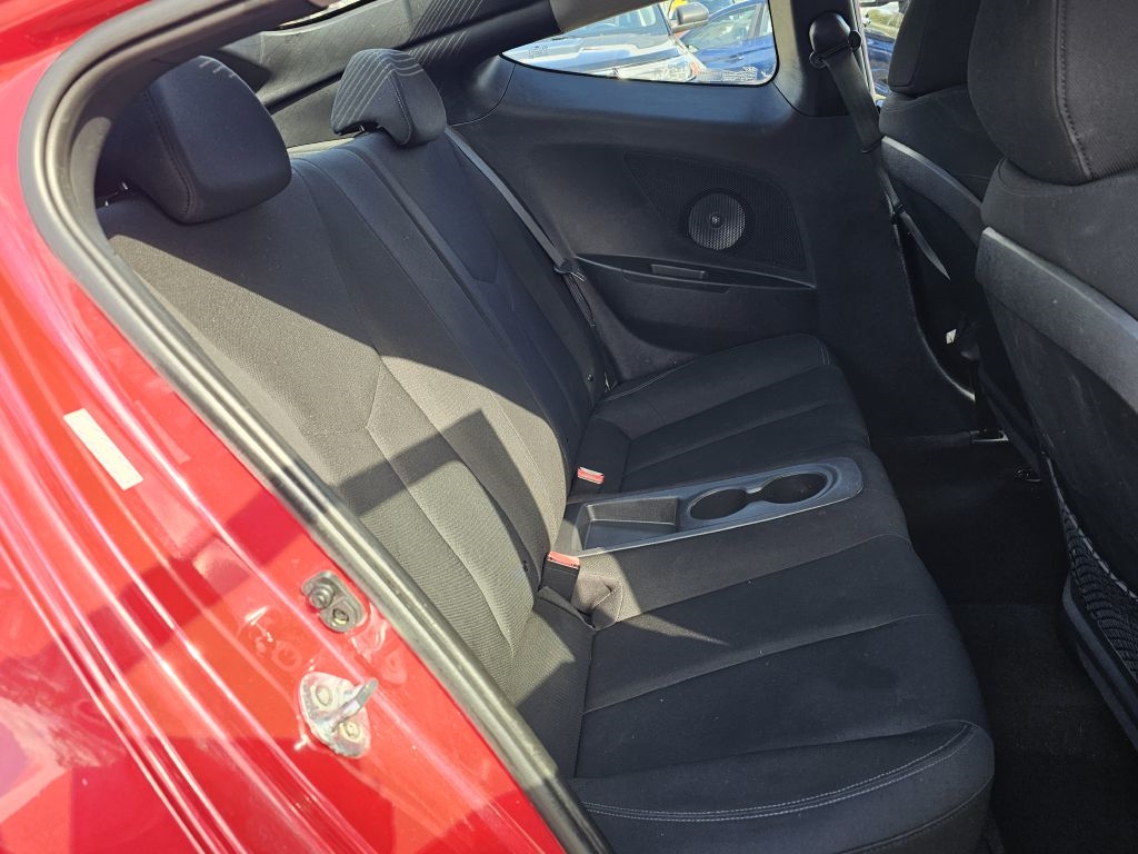 Hyundai Veloster 3dr Cpe Auto 2016 Hyundai Veloster 3dr Cpe Auto 2016