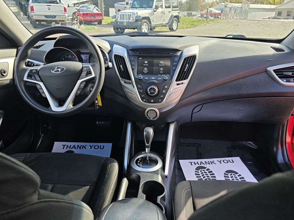 Hyundai Veloster 3dr Cpe Auto 2016 Hyundai Veloster 3dr Cpe Auto 2016