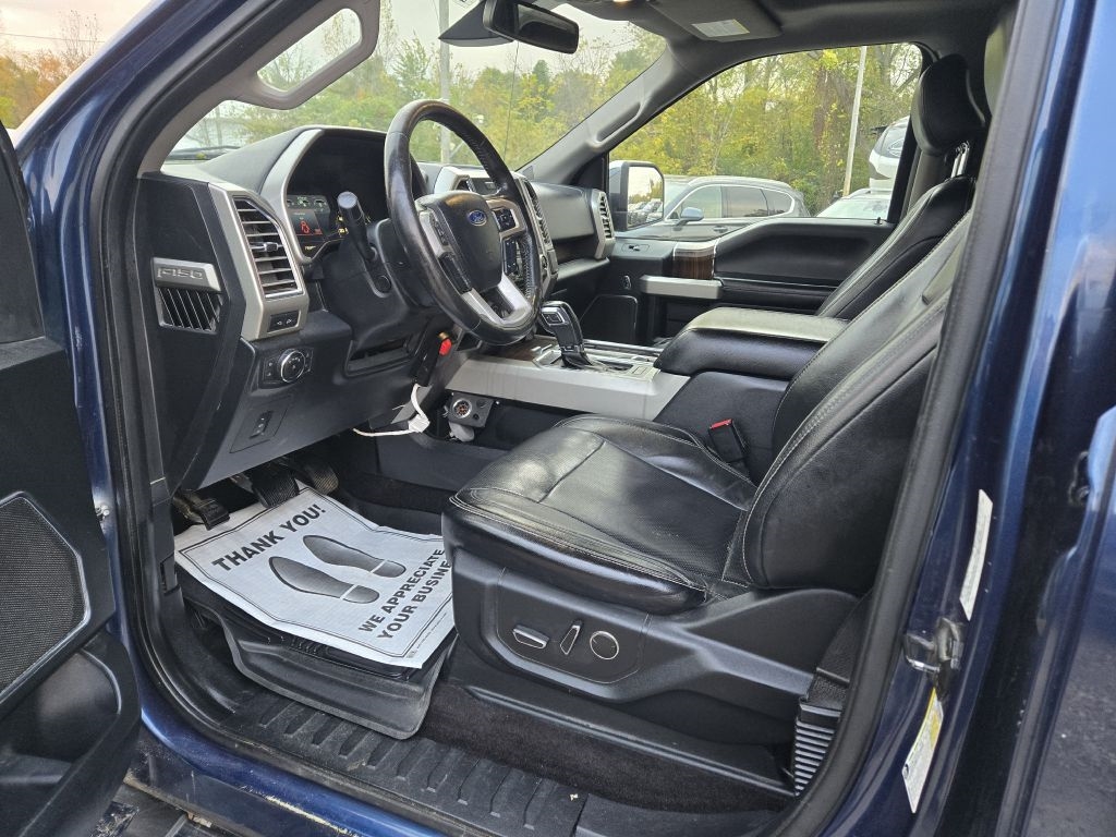 Ford F-150 Lariat SuperCrew 4WD 2016 Ford F-150 Lariat SuperCrew 4WD 2016