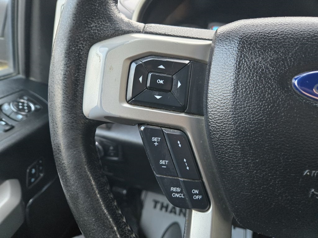 Ford F-150 Lariat SuperCrew 4WD 2016 Ford F-150 Lariat SuperCrew 4WD 2016