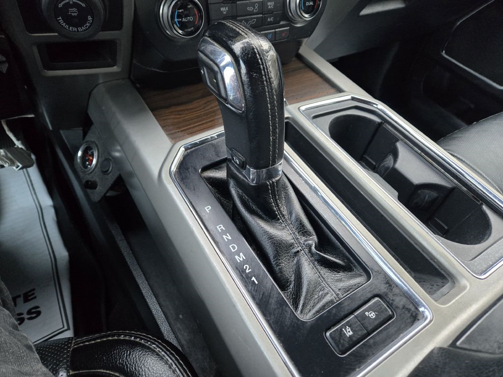 Ford F-150 Lariat SuperCrew 4WD 2016 Ford F-150 Lariat SuperCrew 4WD 2016