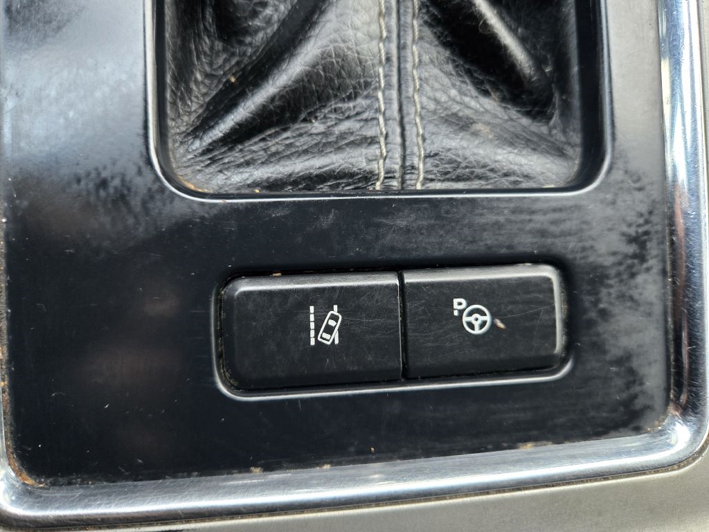 Ford F-150 Lariat SuperCrew 4WD 2016 Ford F-150 Lariat SuperCrew 4WD 2016