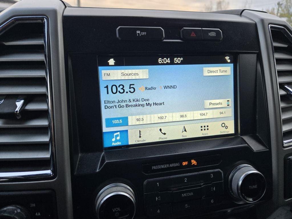 Ford F-150 Lariat SuperCrew 4WD 2016 Ford F-150 Lariat SuperCrew 4WD 2016