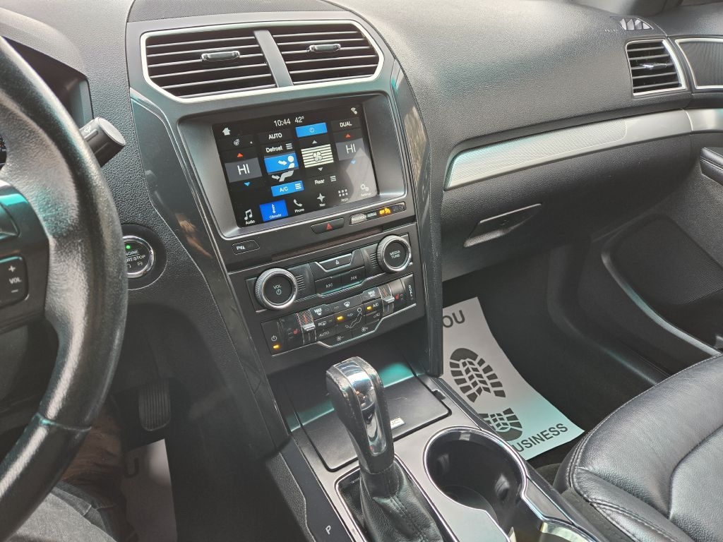 Ford Explorer XLT 4WD 2017 Ford Explorer XLT 4WD 2017