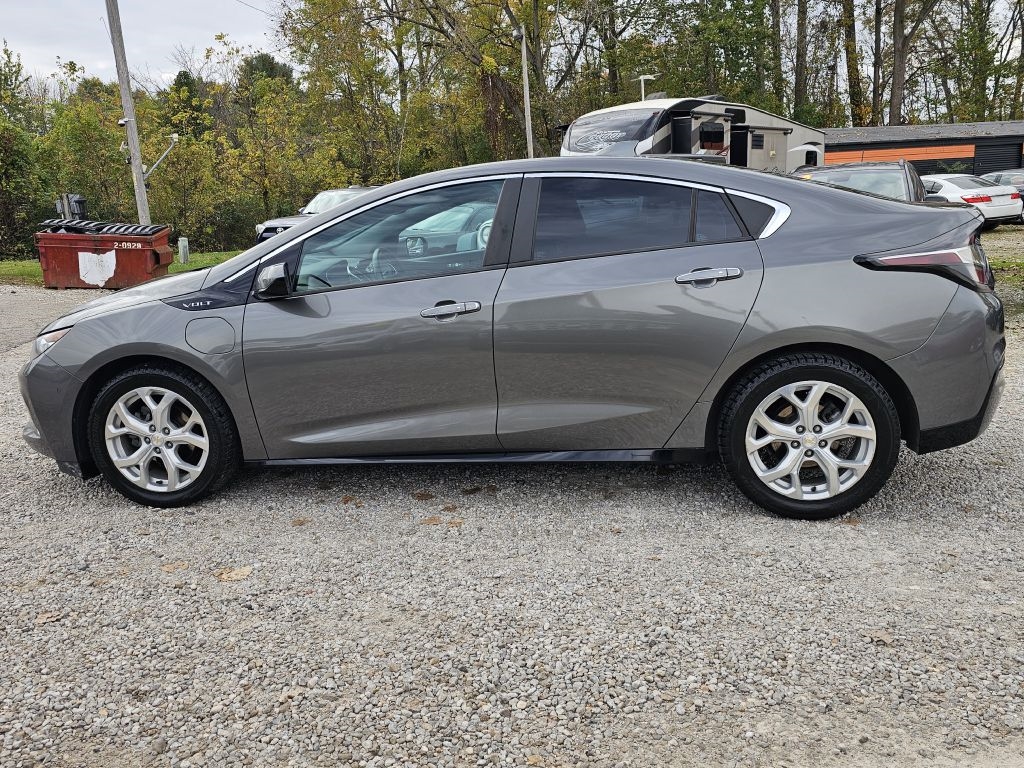 Chevrolet Volt Premier w/ Standard Emission Package 2017 Chevrolet Volt Premier w/ Standard Emission Package 2017