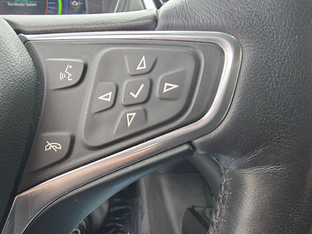 Chevrolet Volt Premier w/ Standard Emission Package 2017 Chevrolet Volt Premier w/ Standard Emission Package 2017