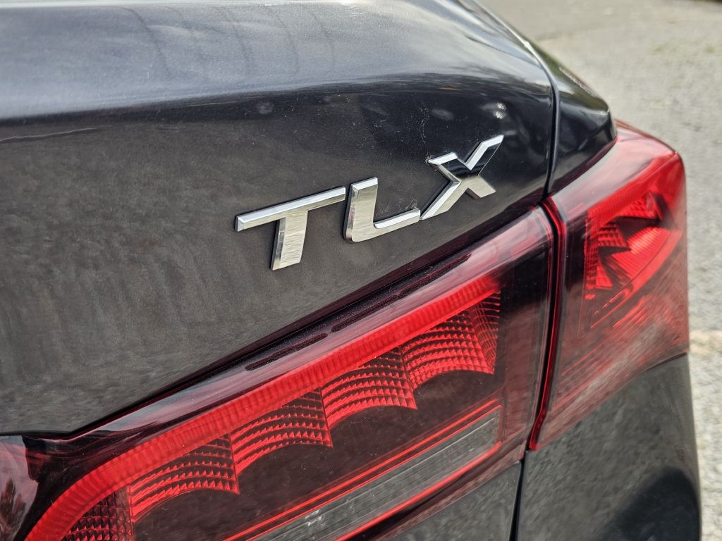 Acura TLX 9-Spd AT 2015 Acura TLX 9-Spd AT 2015