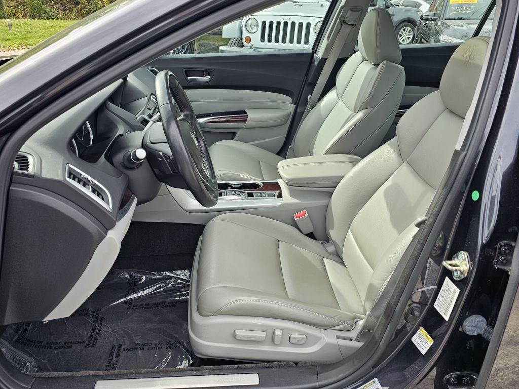 Acura TLX 9-Spd AT 2015 Acura TLX 9-Spd AT 2015