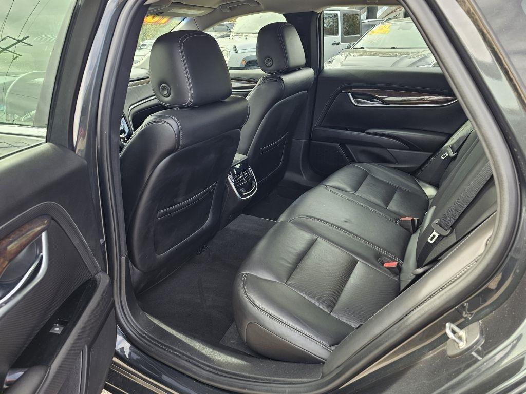 Cadillac XTS Luxury FWD 2016