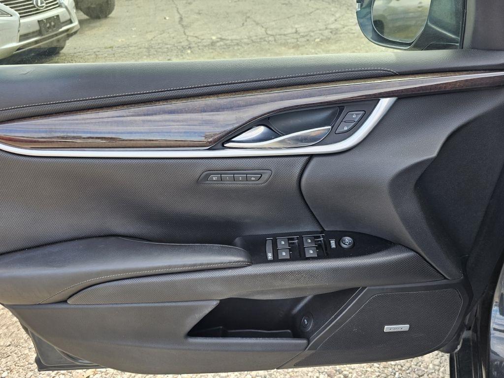 Cadillac XTS Luxury FWD 2016