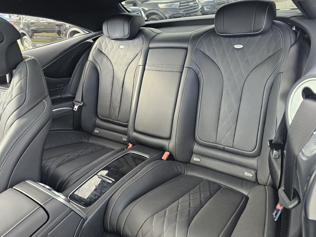 Mercedes-Benz S-Class S550 4MATIC Coupe 2015 Mercedes-Benz S-Class S550 4MATIC Coupe 2015