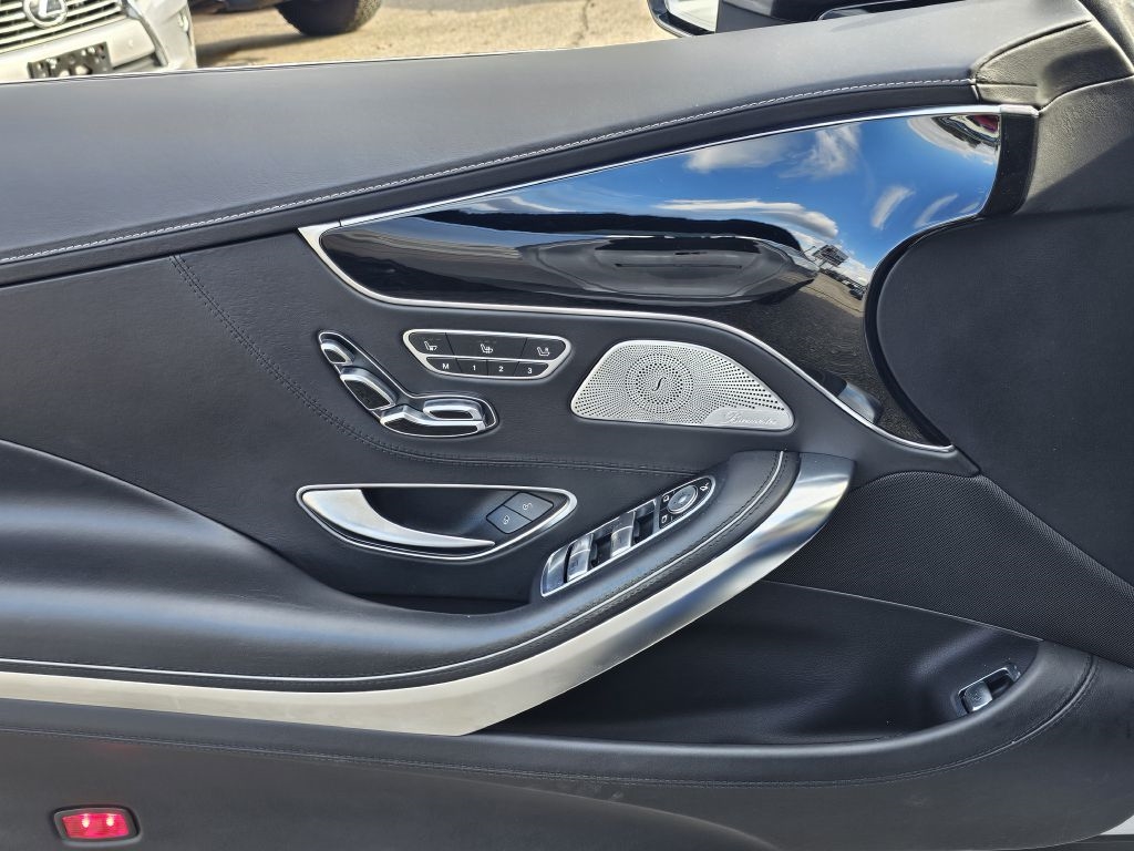 Mercedes-Benz S-Class S550 4MATIC Coupe 2015 Mercedes-Benz S-Class S550 4MATIC Coupe 2015