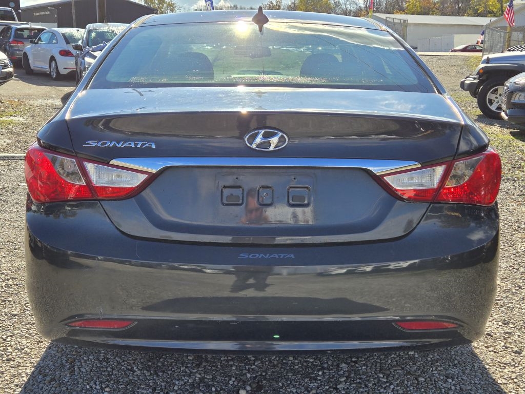 Hyundai Sonata GLS 2013 Hyundai Sonata GLS 2013