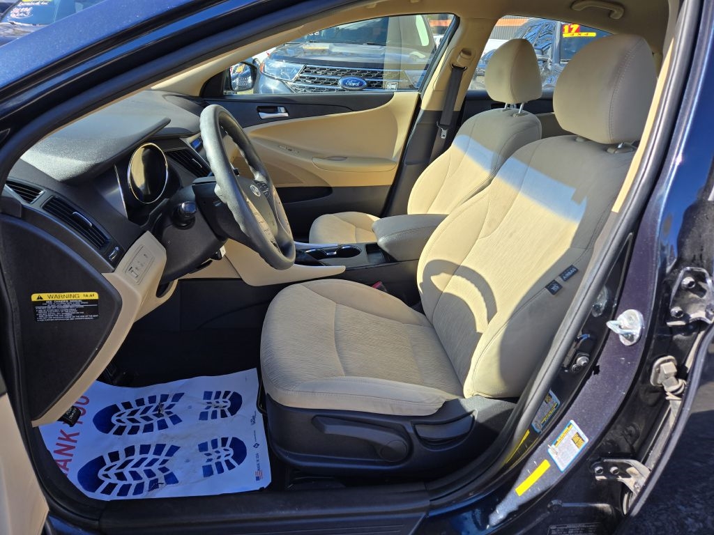 Hyundai Sonata GLS 2013 Hyundai Sonata GLS 2013