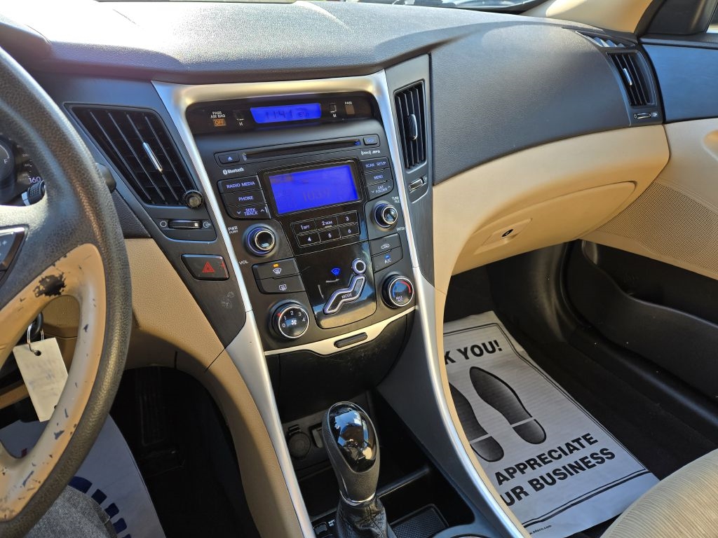 Hyundai Sonata GLS 2013 Hyundai Sonata GLS 2013