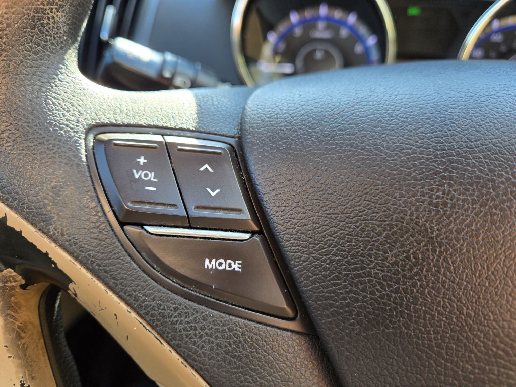 Hyundai Sonata GLS 2013 Hyundai Sonata GLS 2013