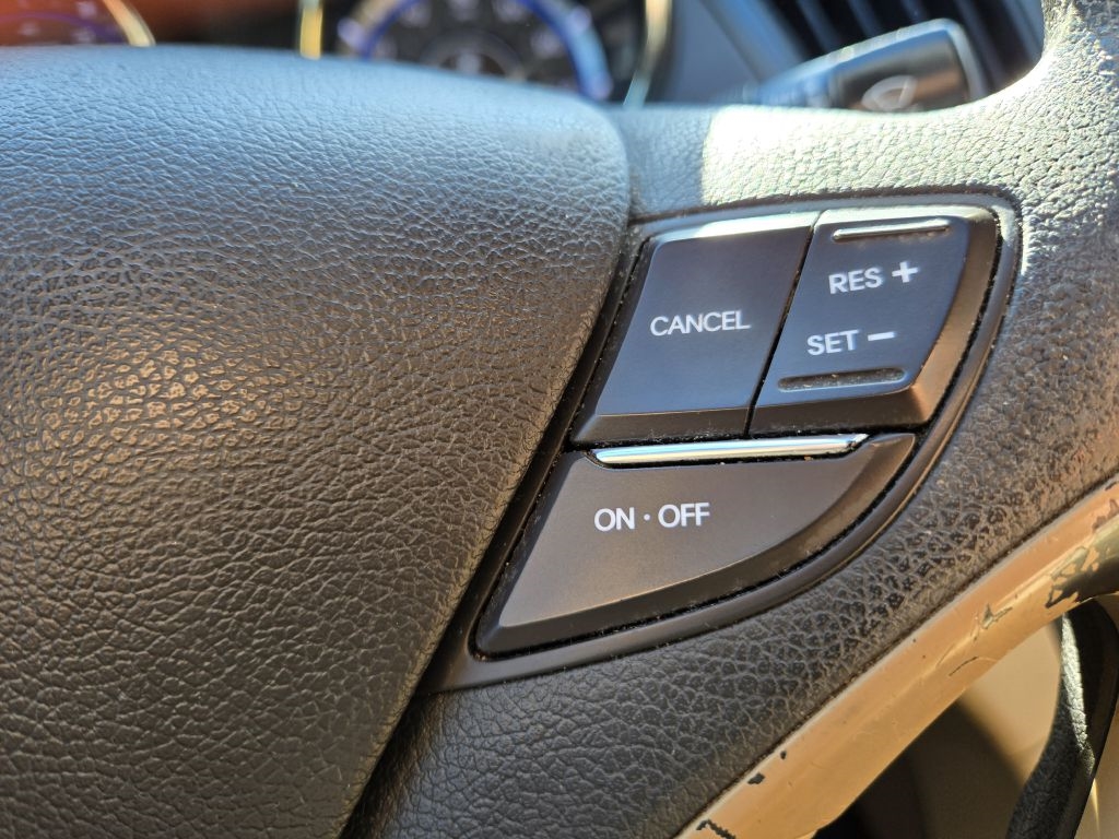 Hyundai Sonata GLS 2013 Hyundai Sonata GLS 2013