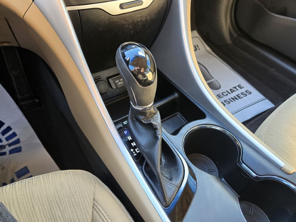 Hyundai Sonata GLS 2013 Hyundai Sonata GLS 2013