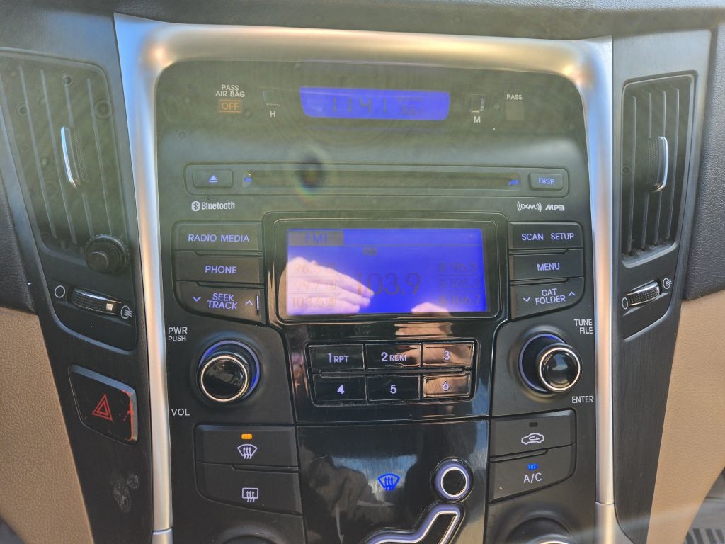 Hyundai Sonata GLS 2013 Hyundai Sonata GLS 2013