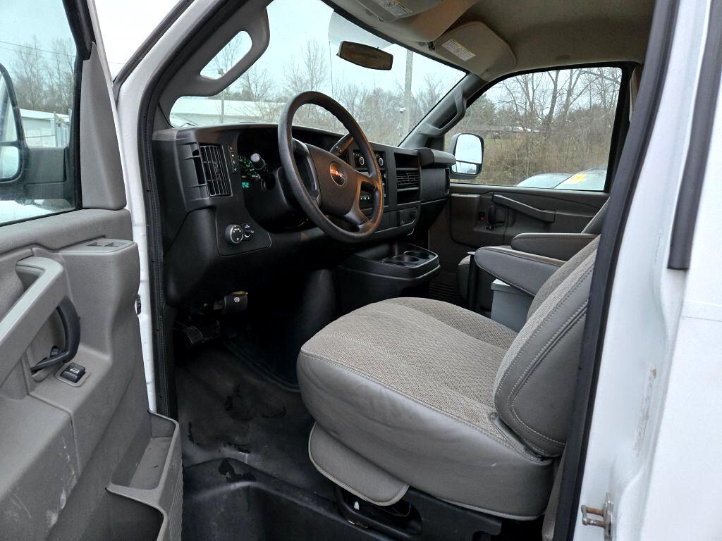 GMC Savana G2500 Cargo 2016