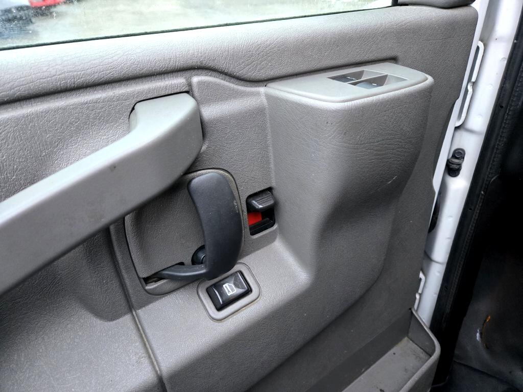 GMC Savana G2500 Cargo 2016