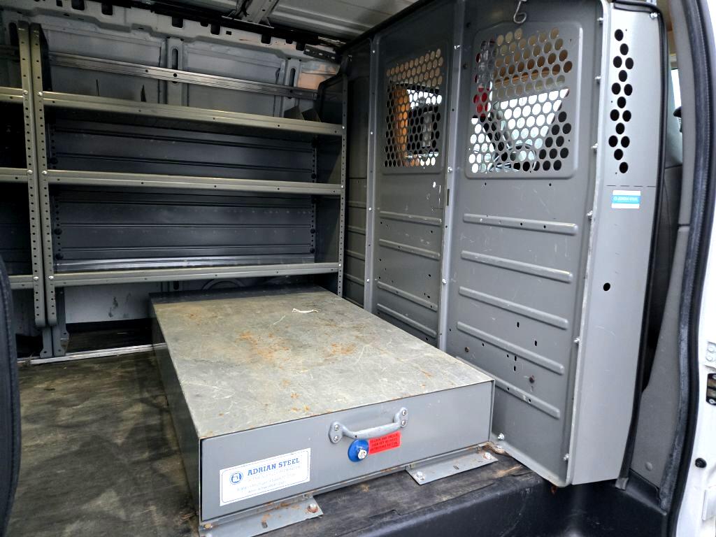 GMC Savana G2500 Cargo 2016