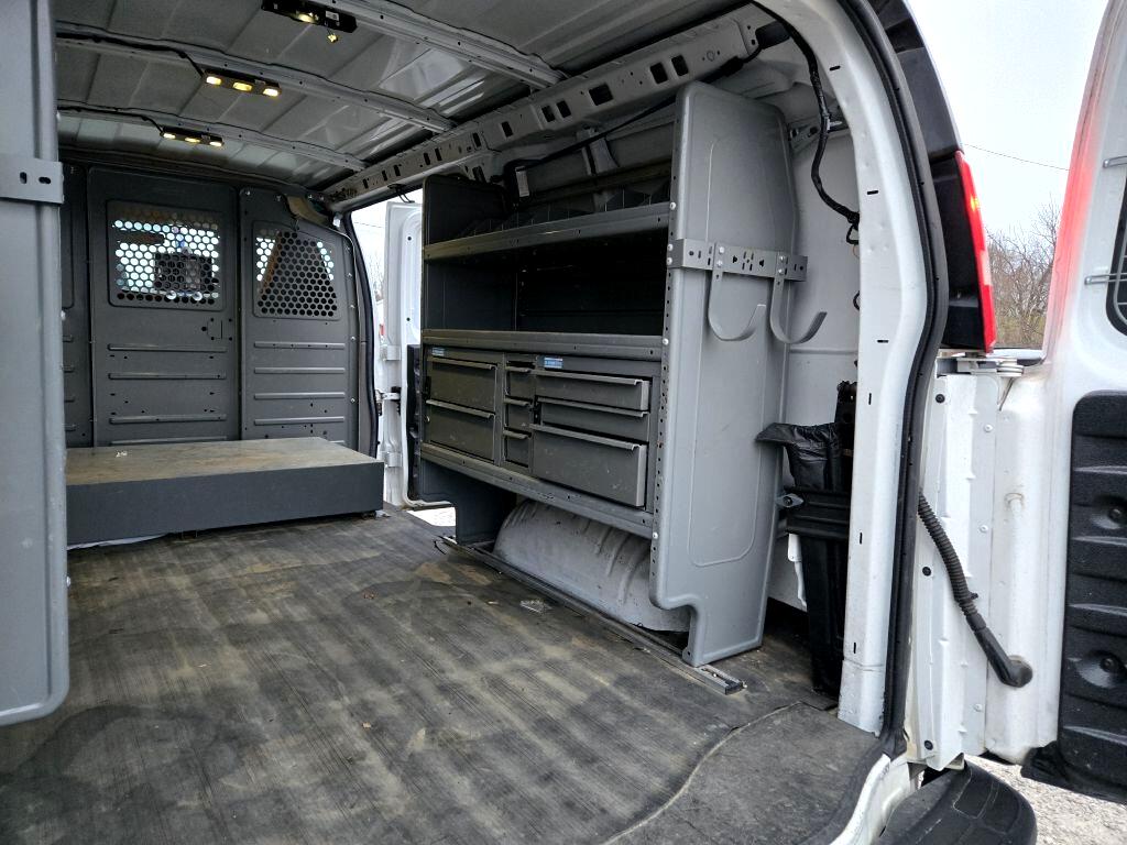 GMC Savana G2500 Cargo 2016