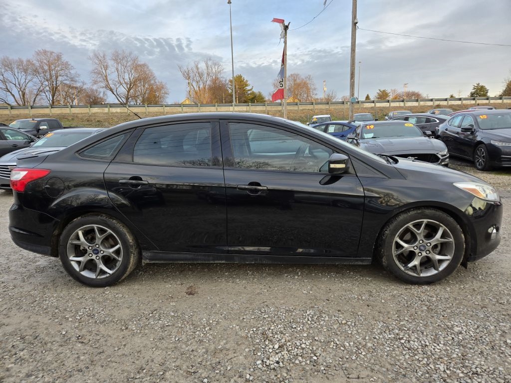 Ford Focus SE Sedan 2014