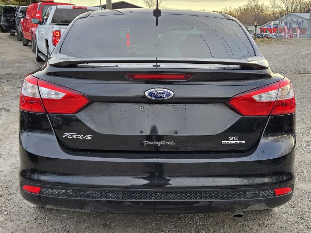 Ford Focus SE Sedan 2014