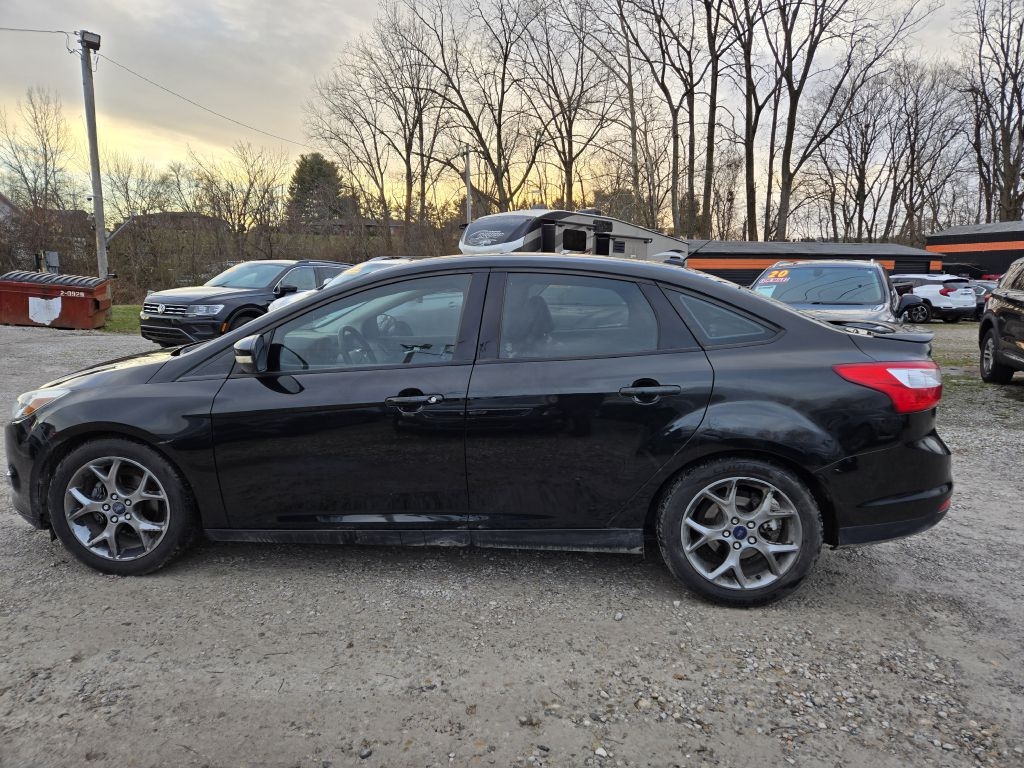 Ford Focus SE Sedan 2014