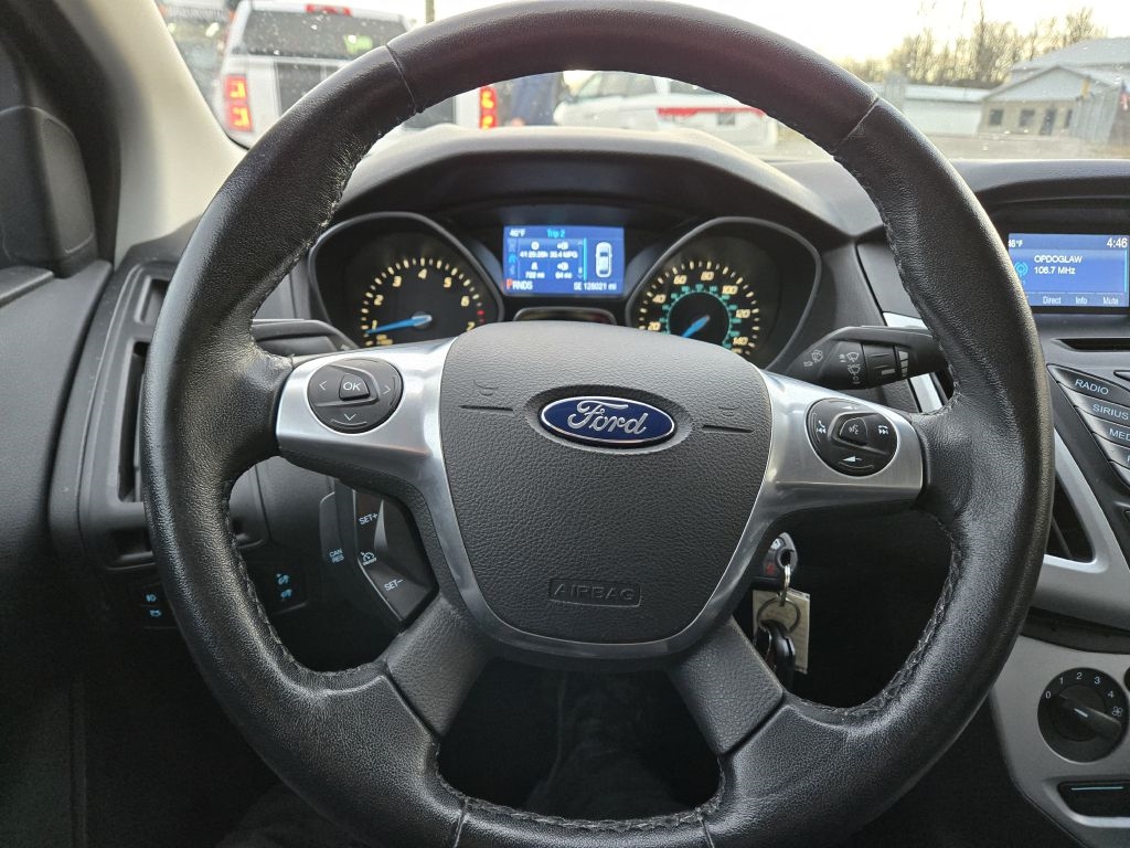 Ford Focus SE Sedan 2014