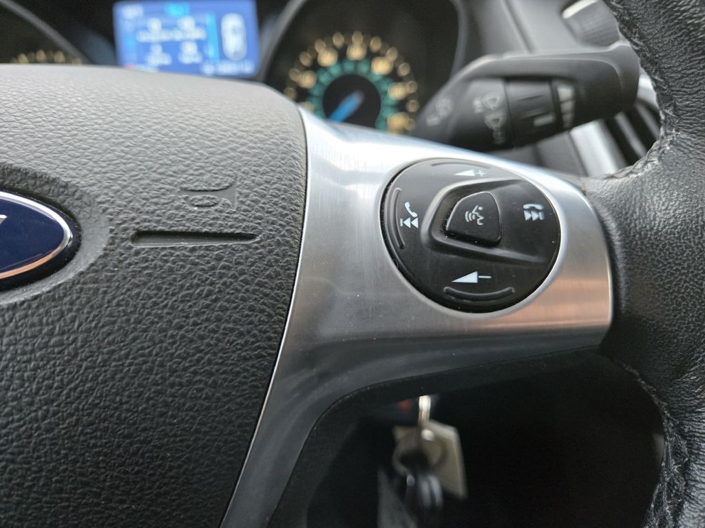 Ford Focus SE Sedan 2014