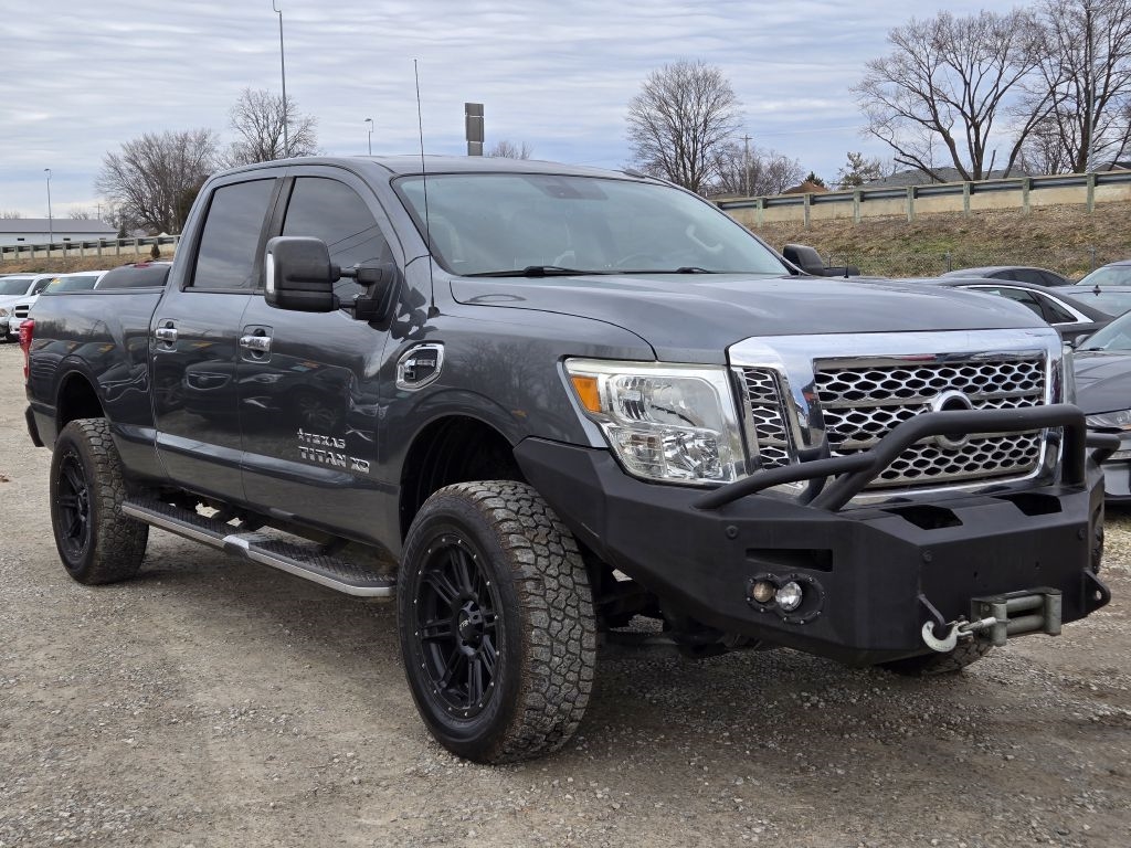 Nissan Titan XD SV 4WD Diesel 2017