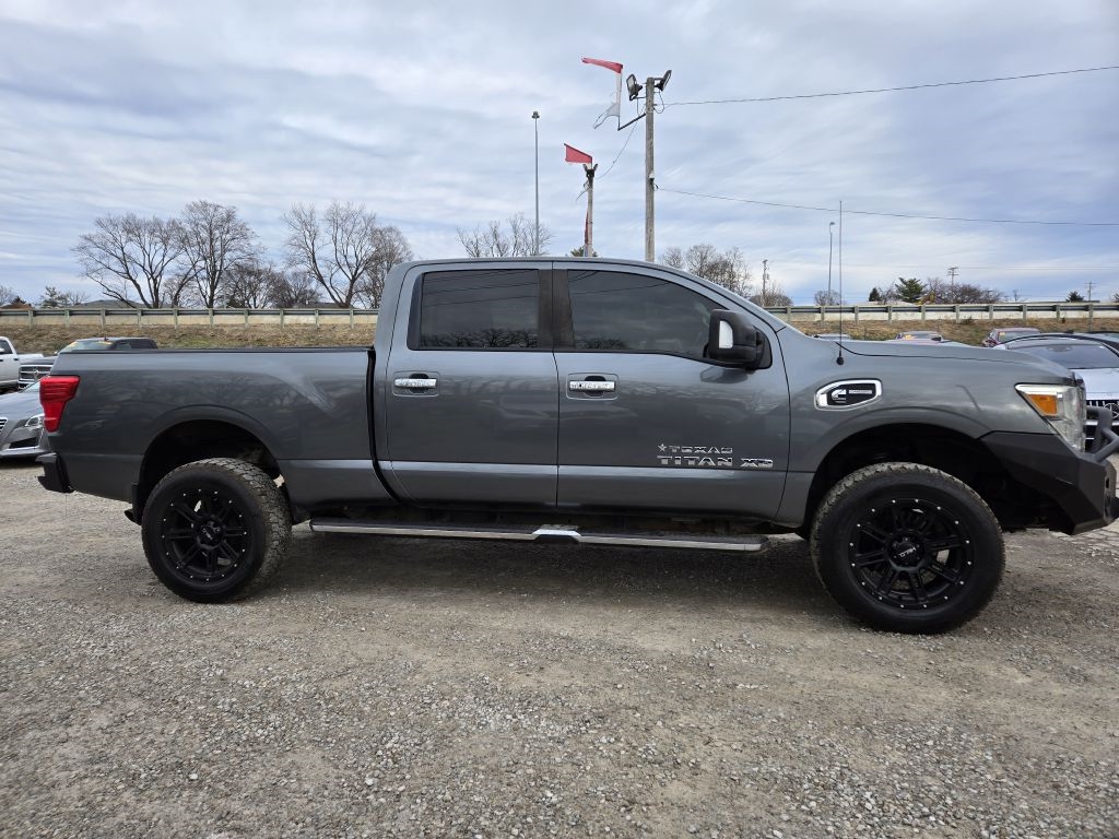 Nissan Titan XD SV 4WD Diesel 2017