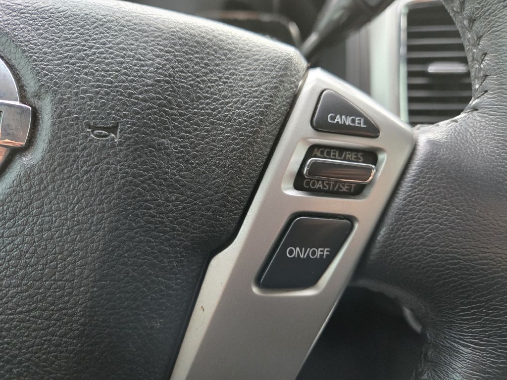 Nissan Titan XD SV 4WD Diesel 2017