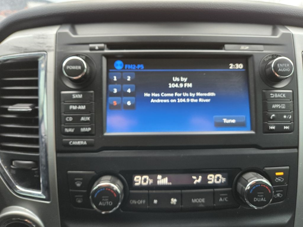 Nissan Titan XD SV 4WD Diesel 2017