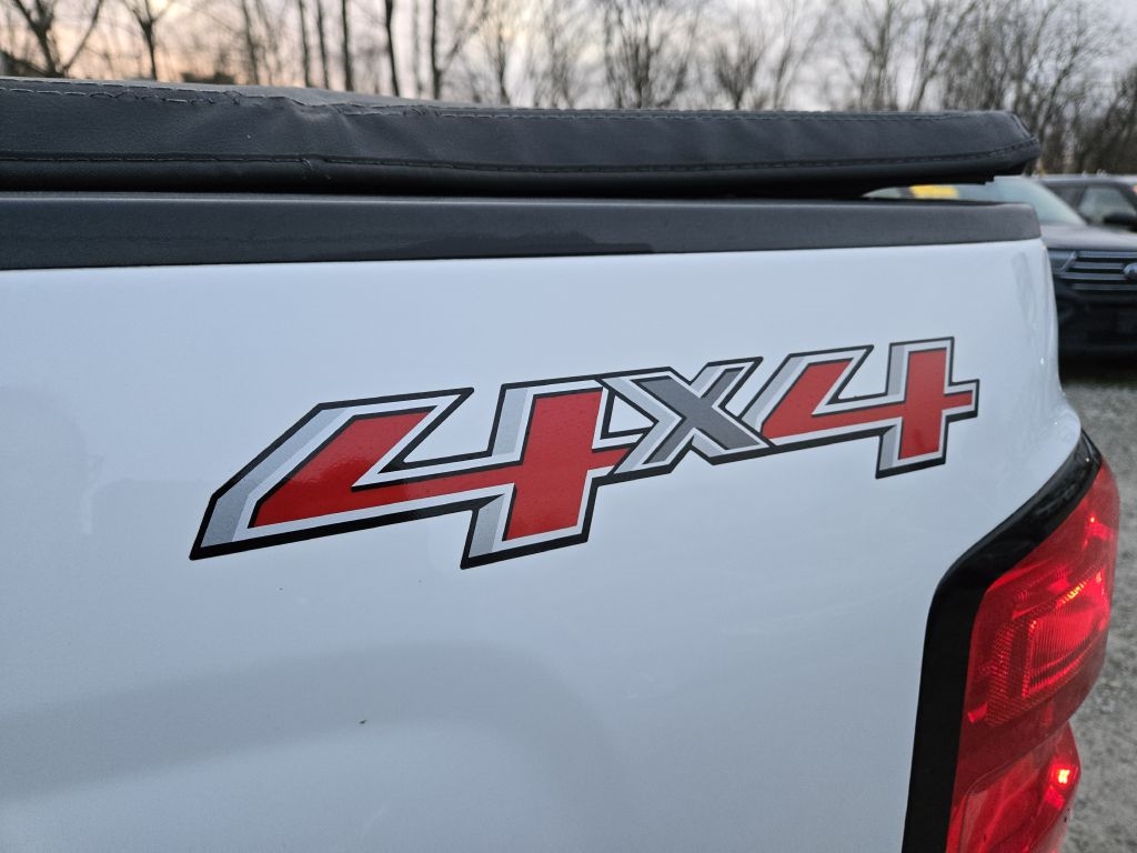 Chevrolet Silverado 1500 LT Crew Cab 4WD 2015