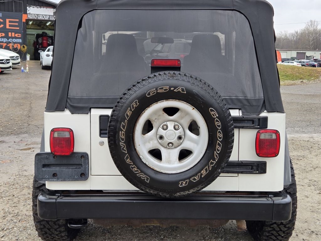 Jeep Wrangler Sport 2005
