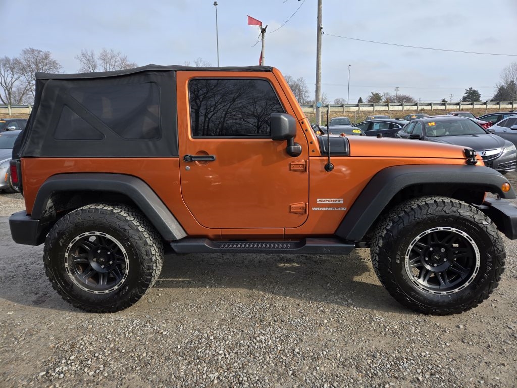 Jeep Wrangler Sport 4WD 2011